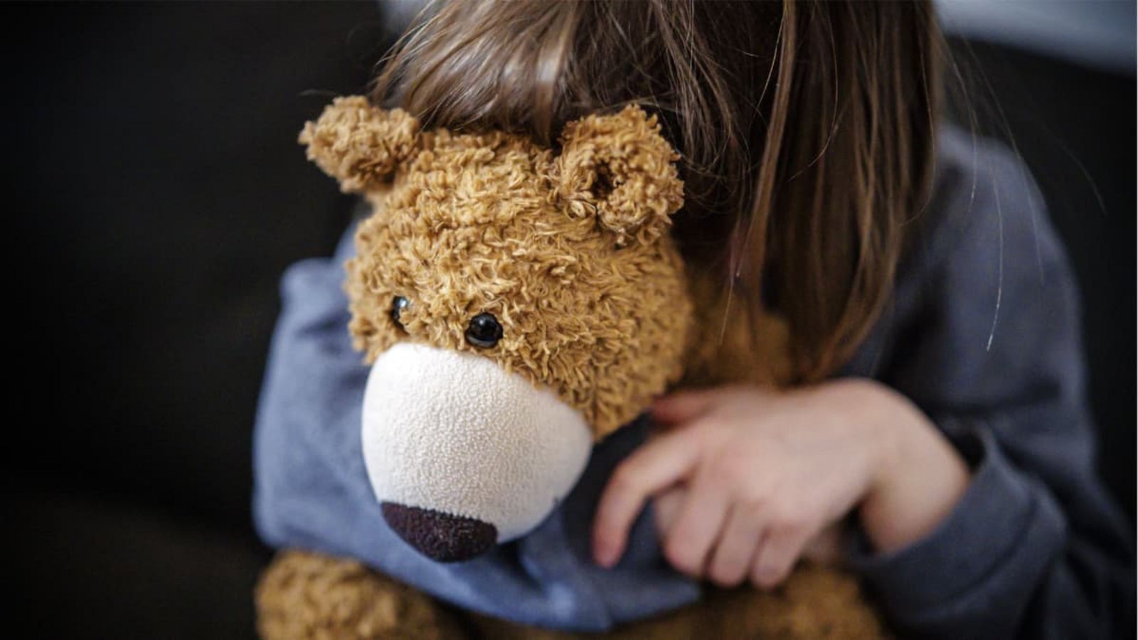 Kinder alkoholkranker Eltern haben oft geringere Bildungschancen und leiden häufig an psychischen Erkrankungen. (Symbolfoto)www.imago-images.de Kinder alkoholkranker Eltern haben oft geringere Bildungschancen und leiden häufig an psychischen Erkrankungen. (Symbolfoto)www.imago-images.de