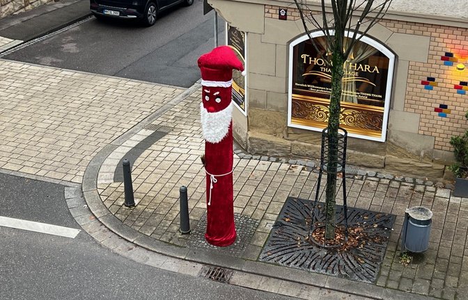 Mit viel Liebe verkleidet: Der Blitzer in der König-Wilhelm-Straße in Ilsfeld.<span class='image-autor'>Foto: Rathaus Ilsfeld/Bernd Bordon</span>