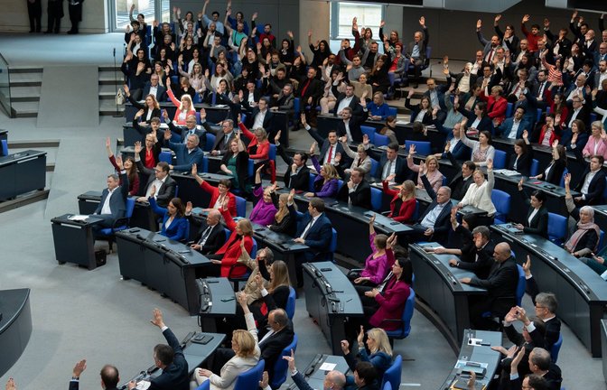 Konstituierende Sitzung im Bundestag<span class='image-autor'>Foto: imago//Michael Bihlmayer</span>