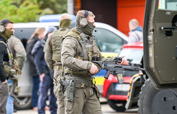 Beamte des SEK Baden-Württemberg, hier bei einem früheren Einsatz, überwältigten in Mannheim die beiden mutmaßlichen IS-Terroristen.<span class='image-autor'>Foto: dpa/Philipp André</span>