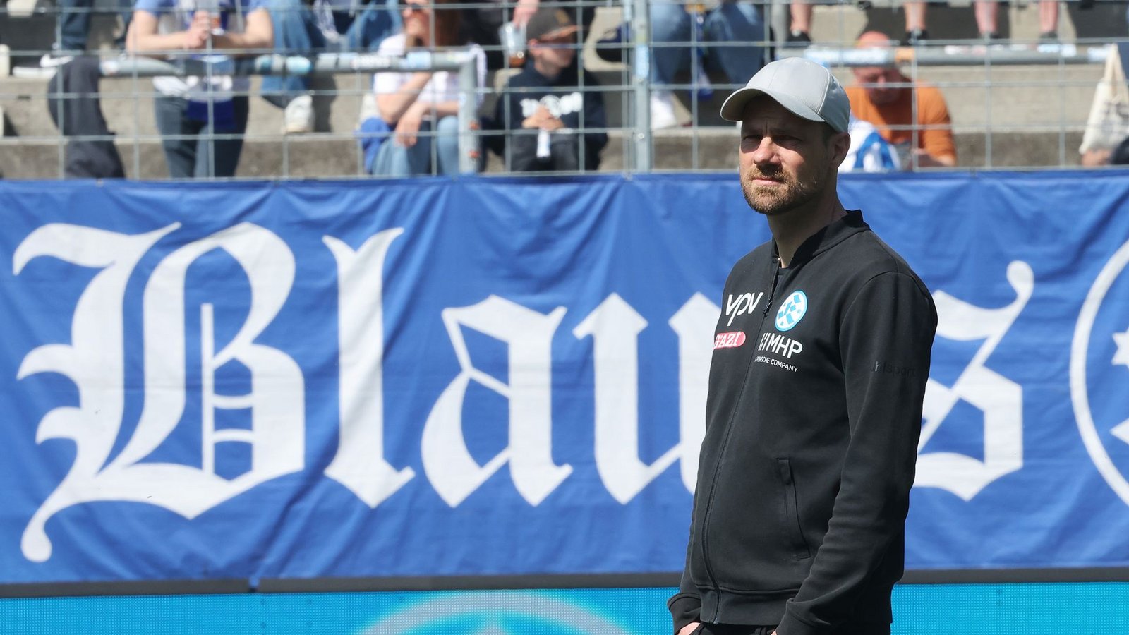 Enttäuscht: Kickers-Coach Marco Wildersinn.Foto: Baumann/Hansi Britsch