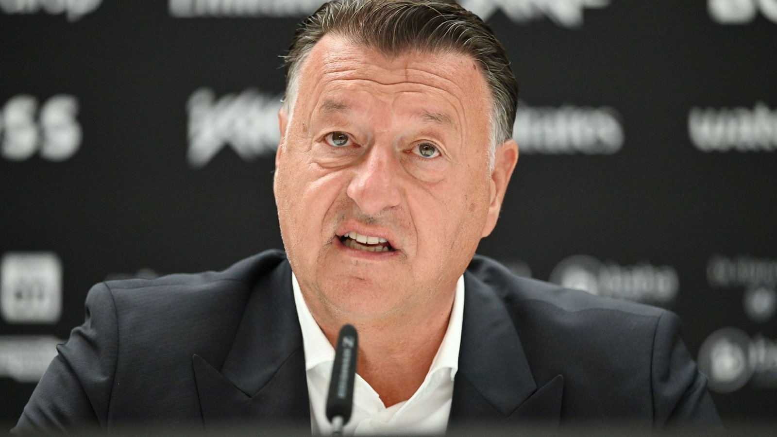 Sprach auch zum Abschluss Klartext: Edwin Weindorfer, Turnierdirektor in Stuttgart.Foto: Marijan Murat/dpa Sprach auch zum Abschluss Klartext: Edwin Weindorfer, Turnierdirektor in Stuttgart.Foto: Marijan Murat/dpa