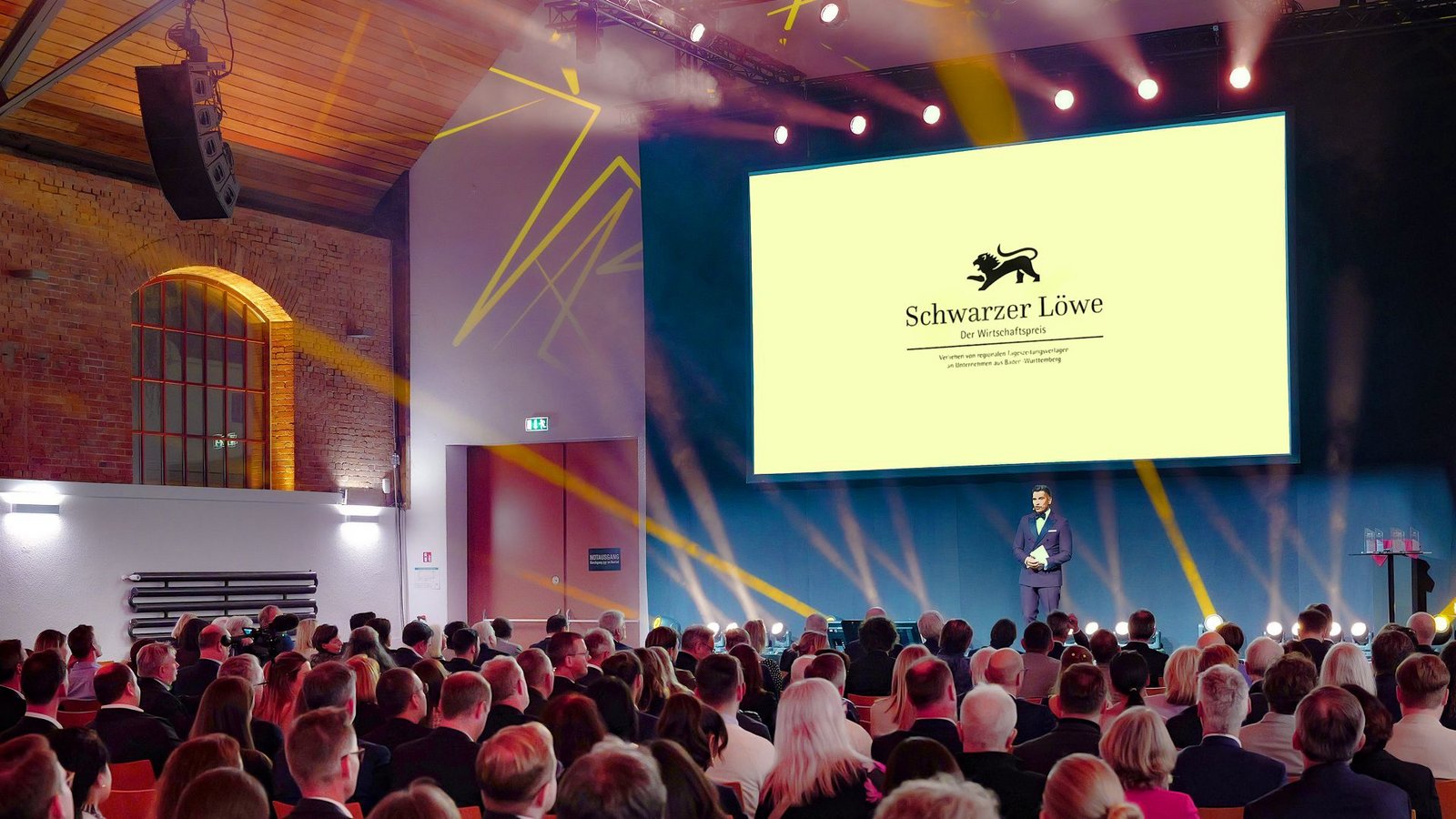 Die Phoenix-Halle im Römerkastell war erneut Standort für die festliche Preisverleihung zum „Schwarzen Löwen“.Foto: Günter E. Bergmann Die Phoenix-Halle im Römerkastell war erneut Standort für die festliche Preisverleihung zum „Schwarzen Löwen“.Foto: Günter E. Bergmann