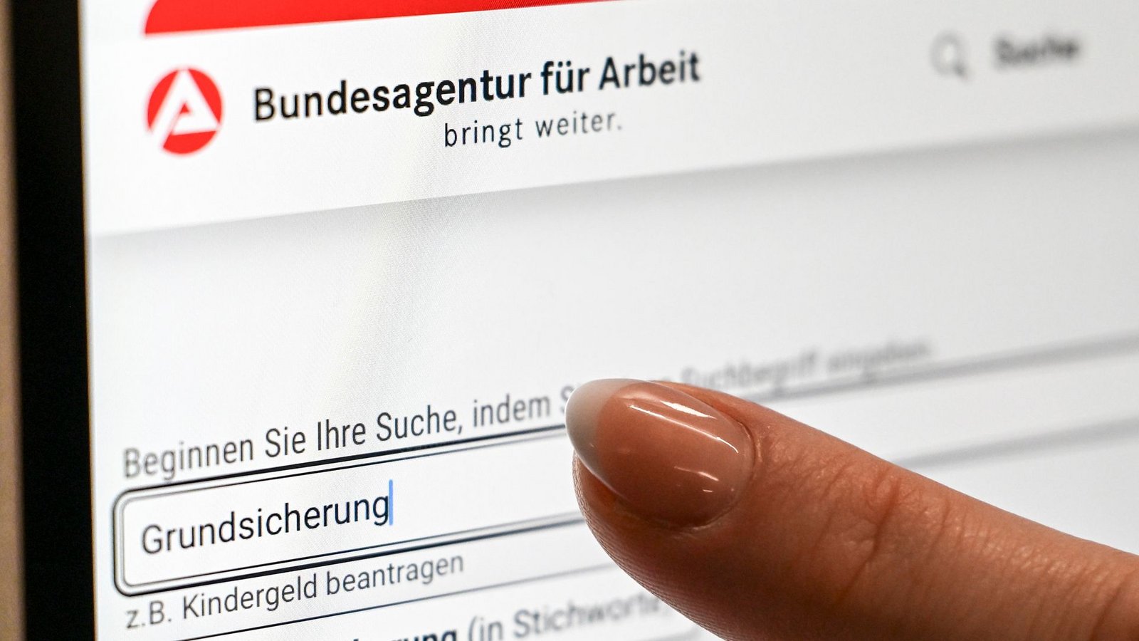 Aus dem Bürgergeld wird die Grundsicherung. (Symbolbild)Foto: Jens Kalaene/dpa