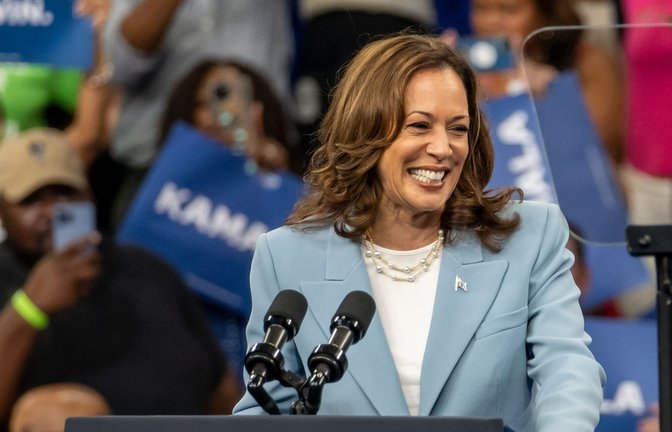 Kamala Harris im Juli 2024 bei einer Veranstaltung in Atlanta.<span class='image-autor'>Foto: Phil Mistry/ Shutterstock</span>