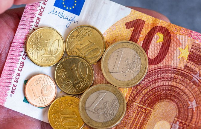 Linken-Chef Schirdewan fordert, den Mindestlohn von derzeit 12,41 Euro auf 15 Euro zu erhöhen.<span class='image-autor'>Foto: Jan Woitas/dpa</span>