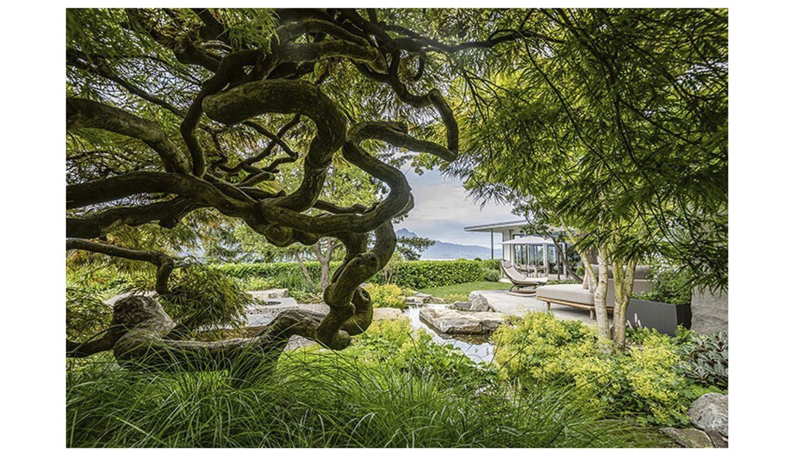 Den ersten Preis erhielt der letztjährige Newcomer des Jahres Daniel Berg GmbH unter der Überschrift „Der Garten als ideale Fortsetzung einer Landschaft“ mit seinem Projekt in Weggis im Schweizer Kanton Luzern.Foto: Fer­di­nand Graf Luck­ner