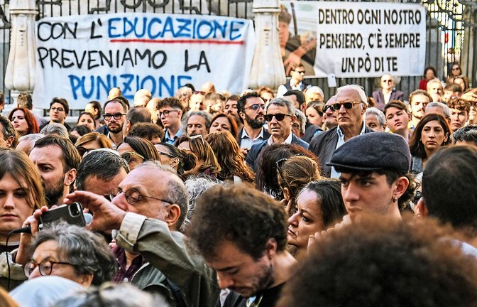 Neapolitaner demonstrieren gegen die Gewalt auf den Straßen der Stadt unter dem Vesuv.<span class='image-autor'>Foto: //Antonio Balasco / LiveMedia</span>