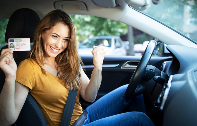 Auch in 2024 läuft für einige Führerscheinhalter die Frist ab.<span class='image-autor'>Foto: Aleksandar Malivuk / shutterstock.com</span>