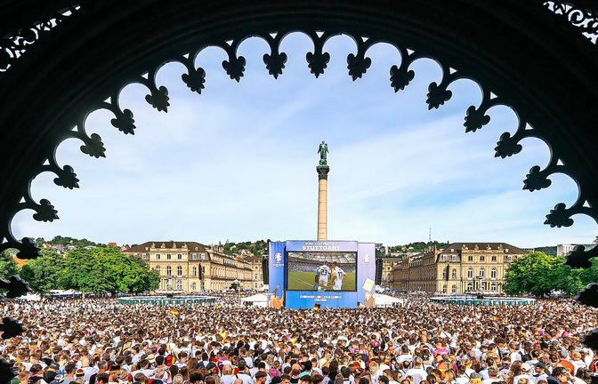 Die Fußball-EM hat den Tourismus in Stuttgart beflügelt.<span class='image-autor'>Foto: /Thomas Niedermüller</span>