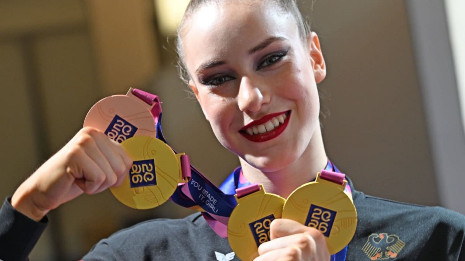Dreimal WM-Gold, dazu eine Bronzemedaille: Darja Varfolomeev zeigte bei der Heim-Weltmeisterschaft in Frankfurt, dass sie derzeit die beste Sportgymnastin ist.IMAGO/Jan Huebner Dreimal WM-Gold, dazu eine Bronzemedaille: Darja Varfolomeev zeigte bei der Heim-Weltmeisterschaft in Frankfurt, dass sie derzeit die beste Sportgymnastin ist.IMAGO/Jan Huebner