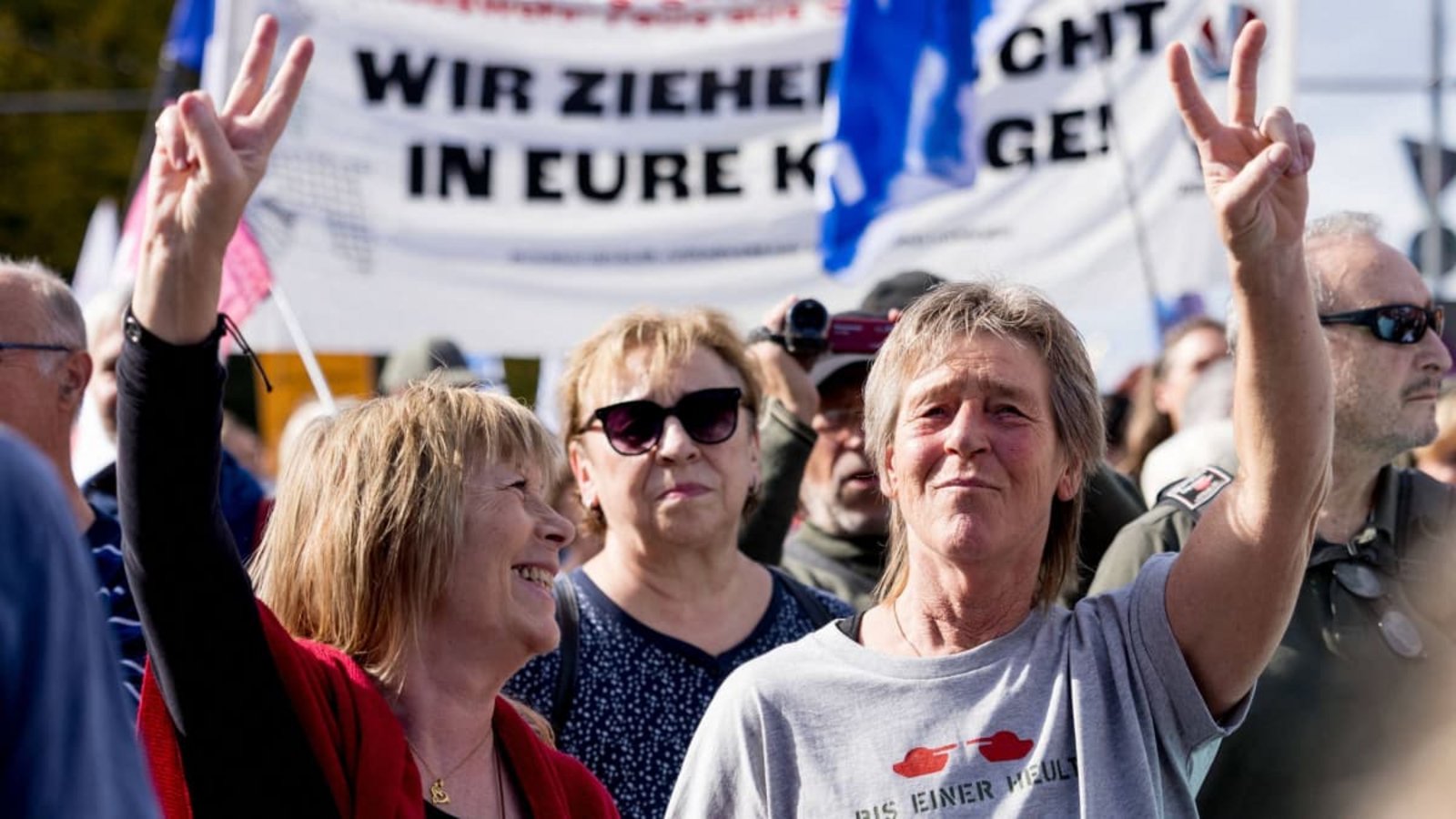 Frieden schaffen ohne Waffen – wer wäre nicht dafür? Eine Antwort darauf lautet: Putin. Das aber wollen viele nicht glauben.Carsten Koall/dpa Frieden schaffen ohne Waffen – wer wäre nicht dafür? Eine Antwort darauf lautet: Putin. Das aber wollen viele nicht glauben.Carsten Koall/dpa
