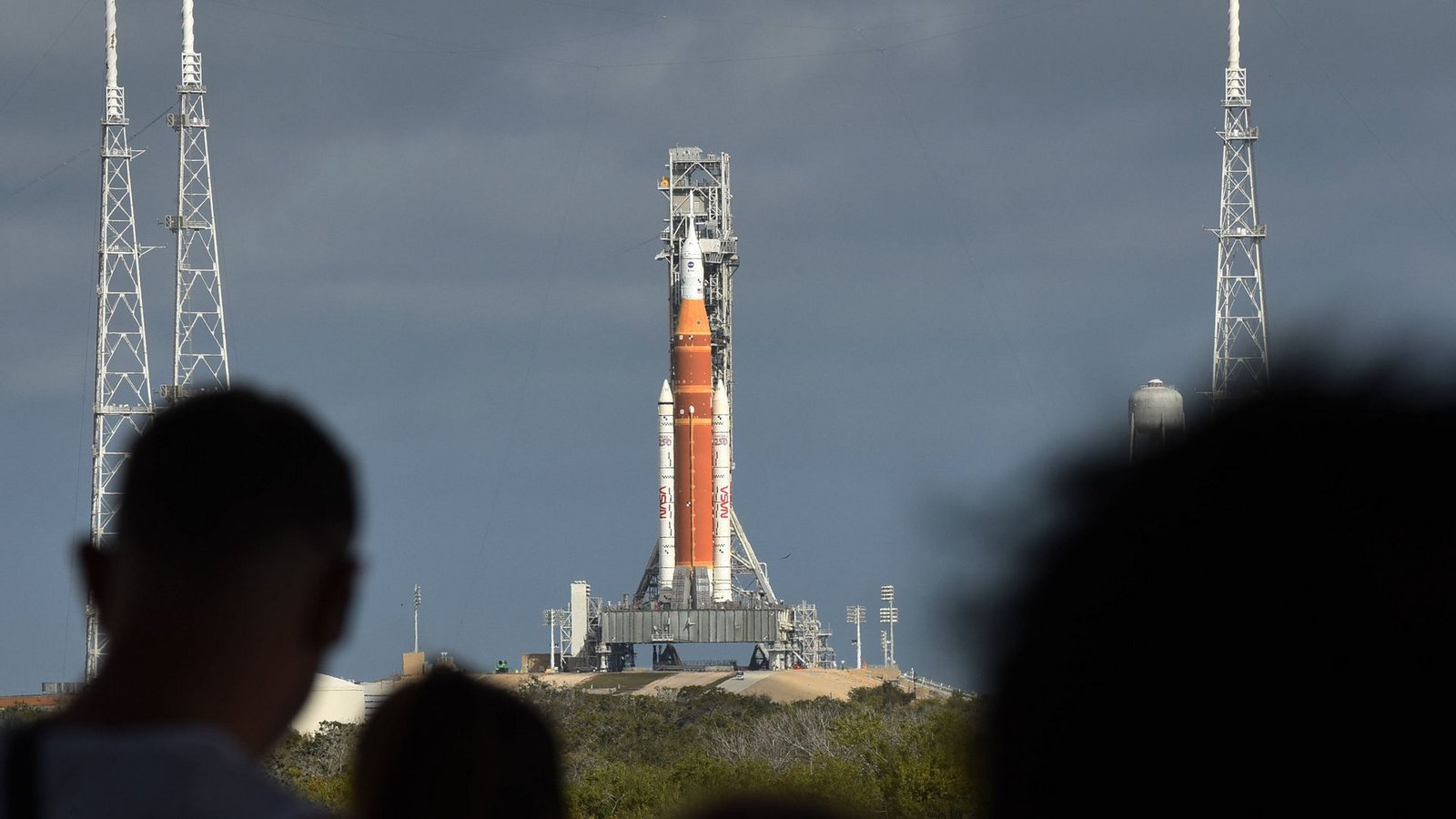 Die Rakete steht am Cape Canaveral bereit.Foto: imago/Anadolu Agency Die Rakete steht am Cape Canaveral bereit.Foto: imago/Anadolu Agency