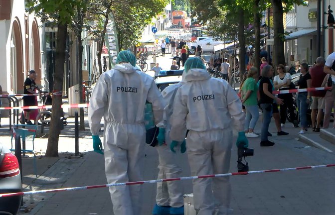 Die Hauptstraße nahe dem Adenauerplatz ist Schauplatz einer Bluttat geworden.<span class='image-autor'>Foto: dpa/René Priebe</span>