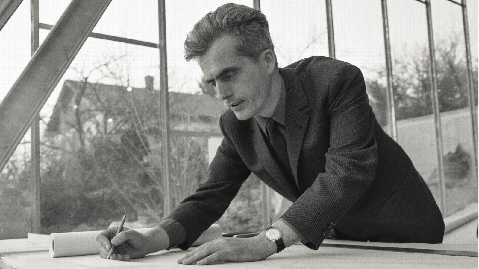 Frei Otto in seinem Atelier in Warmbronn (circa 1969)Foto: Fritz Dressler/Prestel Verlag