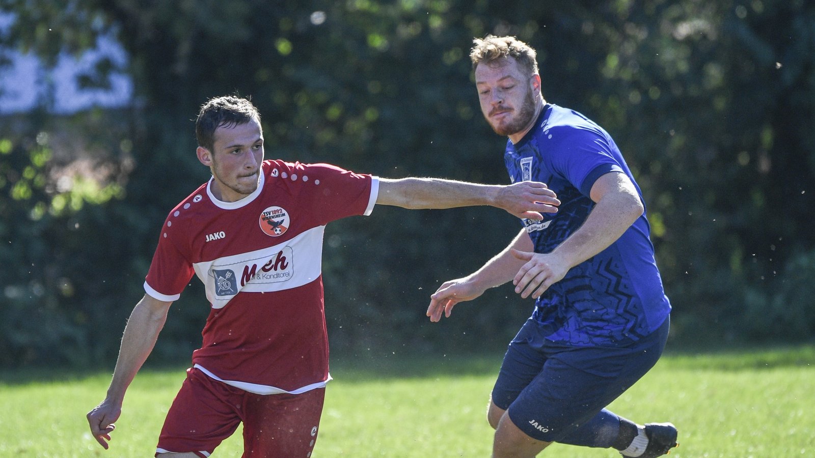 Der VfB Vaihingen (rechts Daniel Beck) empfängt mit dem A-Liga-Absteiger SV Iptingen einen der wohl schwersten Brocken in der Kreisliga B 7. Foto: Leitner Der VfB Vaihingen (rechts Daniel Beck) empfängt mit dem A-Liga-Absteiger SV Iptingen einen der wohl schwersten Brocken in der Kreisliga B 7. Foto: Leitner