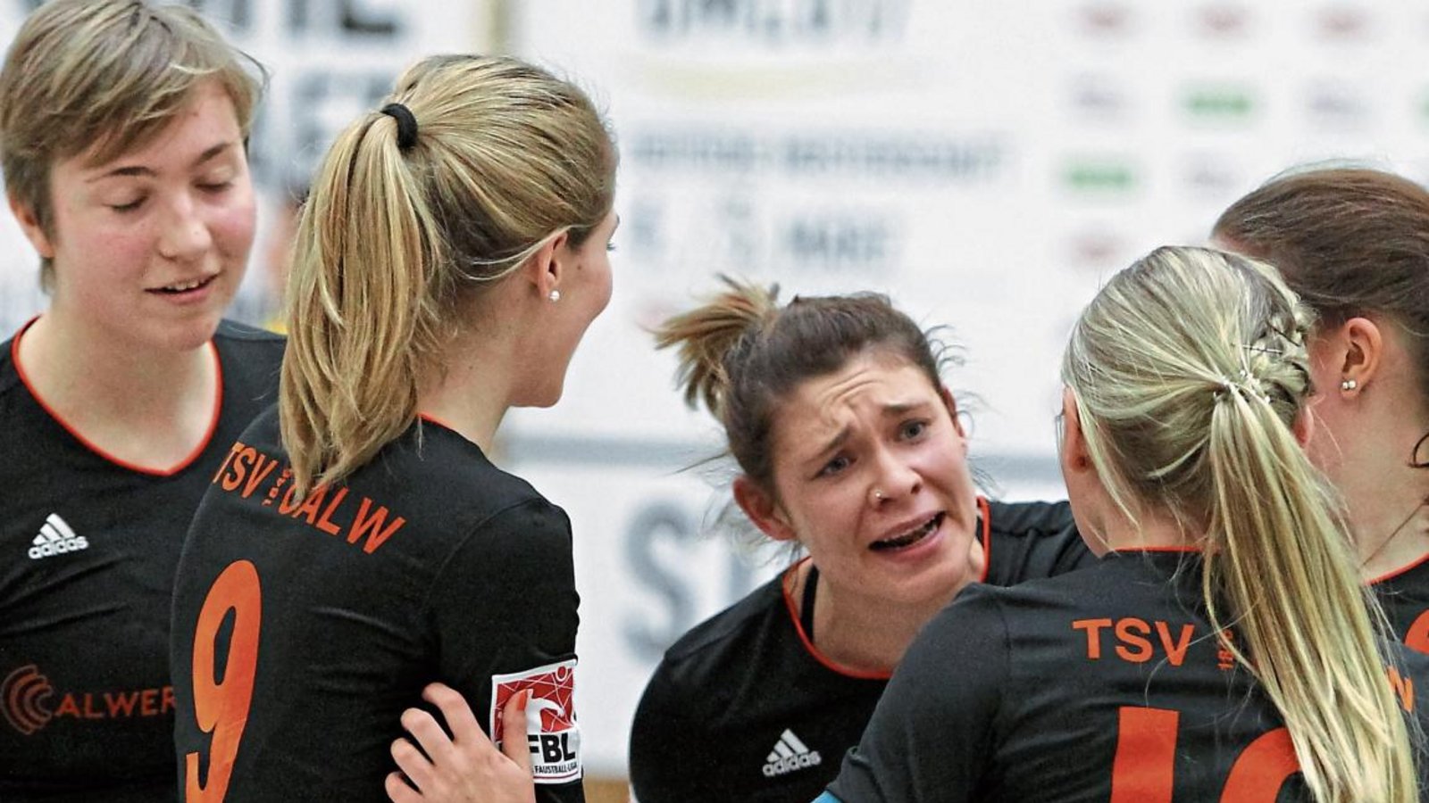 Stephanie Dannecker (Mitte) gab verletzt ihr Abschiedsspiel beim TSV Calw und belohnte sich mit Silber beim Champions-Cup. Foto: Archiv/Stöldt