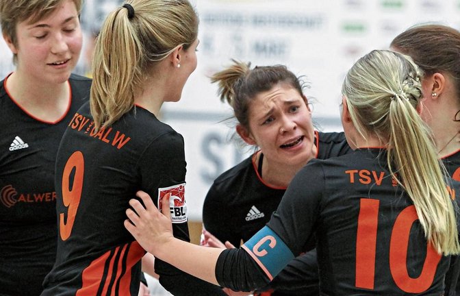 Stephanie Dannecker (Mitte) gab verletzt ihr Abschiedsspiel beim TSV Calw und belohnte sich mit Silber beim Champions-Cup. Foto: Archiv/Stöldt