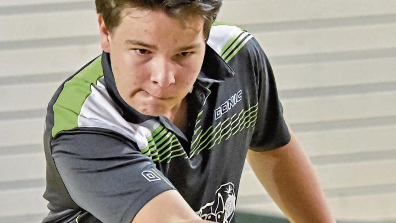 Tim Greif setzt sich in Hochdorfs Bezirksliga-Team mit 3:2 im Einzel durch. Foto: Archiv/Leitner Tim Greif setzt sich in Hochdorfs Bezirksliga-Team mit 3:2 im Einzel durch. Foto: Archiv/Leitner