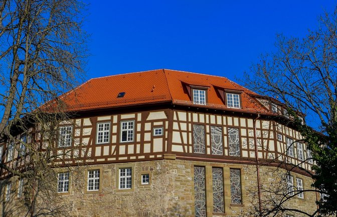 Das Rathaus in Sachsenheim: Hier tagt auch der Jugendgemeinderat. Doch zuletzt kamen nur wenige der Jungräte. <span class='image-autor'>Foto: Archivfoto Bögel</span>