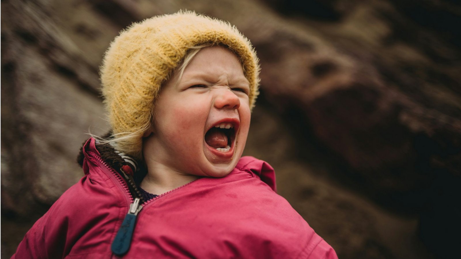 Ein  kindlicher Wutanfall stellt  für manche Eltern eine große Herausforderung dar.Foto: Unsplash/ Bart Kerswell