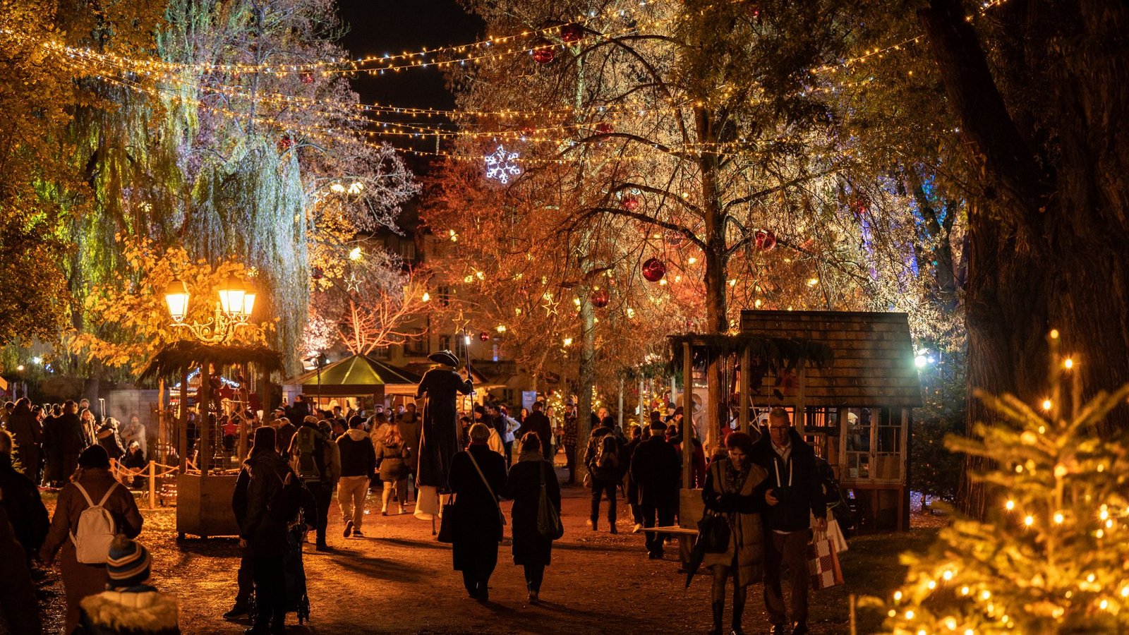 Weitere Eindrücke vom Weihnachtsmarkt in StraßburgFoto: Alban Hefti pour Strasbourg Eurométropole