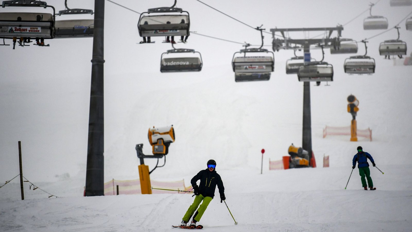 Das Skigebiet auf dem Feldberg im Schwarzwald will in Kürze seine Pisten öffnen. (Archivfoto)Foto: dpa/Patrick Seeger