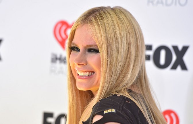 Avril Lavigne kocht gerne und hat Freude daran, das Haus zu dekorieren.<span class='image-autor'>Foto: Jordan Strauss/Invision via AP/dpa</span>