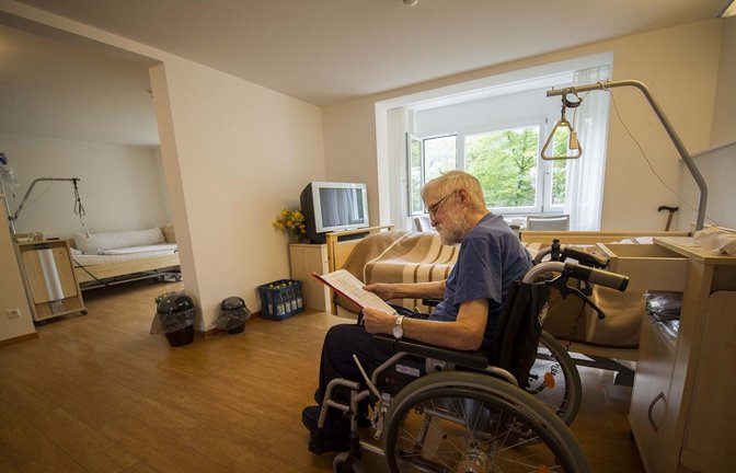 Doppelzimmer soll es in Altenheimen nicht mehr geben.<span class='image-autor'>Foto: Lichtgut/Max Kovalenko</span>