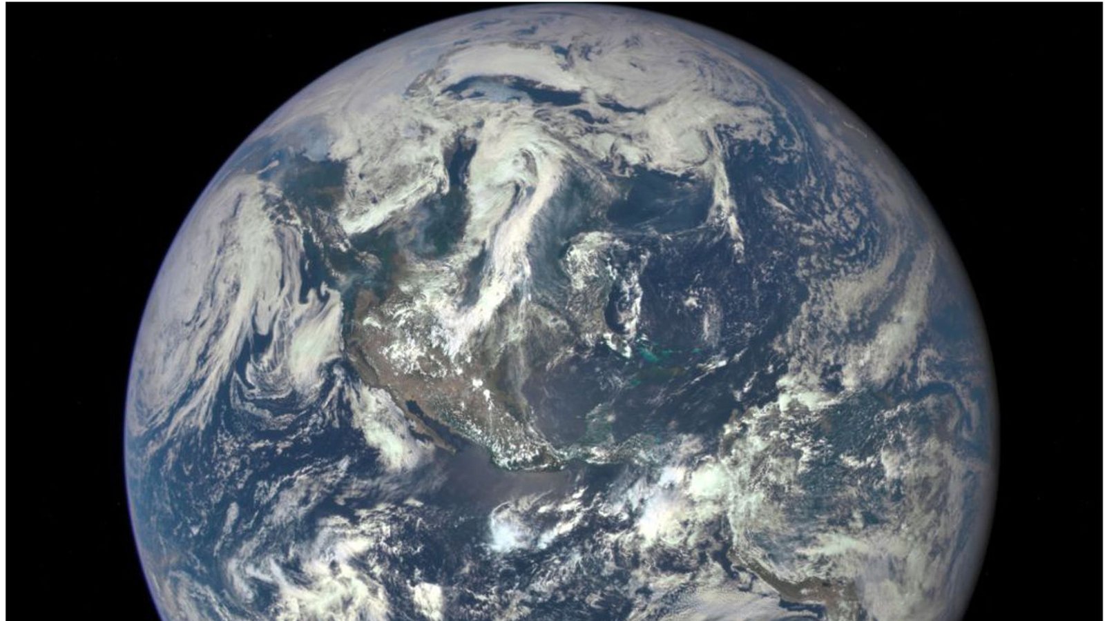 Die Masse der Erde beträgt: 5,975 x 10^24 Kilogramm (= 1 Quadrillion also 5,972 Quadrillionen Kilogramm). Das sind eine Million Milliarden Milliarden oder 5,975 Trilliarden Tonnen.Foto: Nasa/dpa Die Masse der Erde beträgt: 5,975 x 10^24 Kilogramm (= 1 Quadrillion also 5,972 Quadrillionen Kilogramm). Das sind eine Million Milliarden Milliarden oder 5,975 Trilliarden Tonnen.Foto: Nasa/dpa