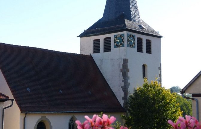 Treffpunkt ist an der Auricher Kirche. <span class='image-autor'>Foto: pv</span>