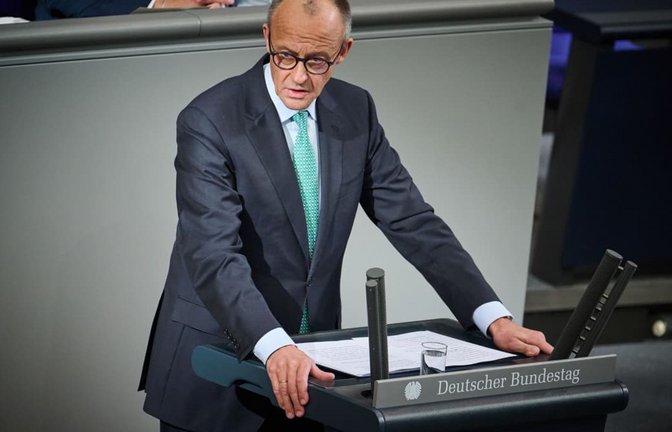 Außen-, Innen- und Krisenkanzler: Friedrich Merz (CDU) bei seiner Regierungserklärung am Mittwoch im Bundestag.<span class='image-autor'>Bernd von Jutrczenka/dpa</span>