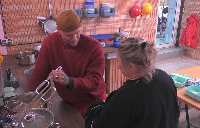 Paco und Karina (rechts).<span class='image-autor'>Foto: Joyn</span>