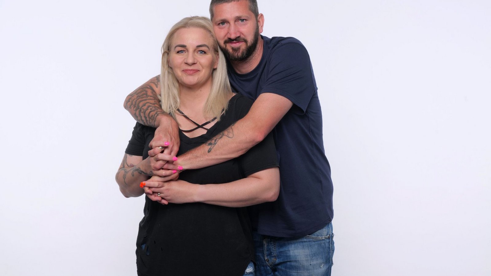 ... Fußball-Original Sascha Mölders (37) und Yvonne Mölders (42).Foto: RTL/Stefan Gregorowius