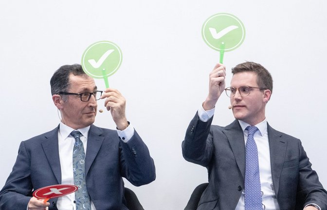 Es geht los. Ab Dienstag werden Grünen-Spitzenkandidat Cem Özdemir und CDU-Landeschef Manuel Hagel eine neue Koalition ausloten.<span class='image-autor'>Foto: Marijan Murat/dpa</span>