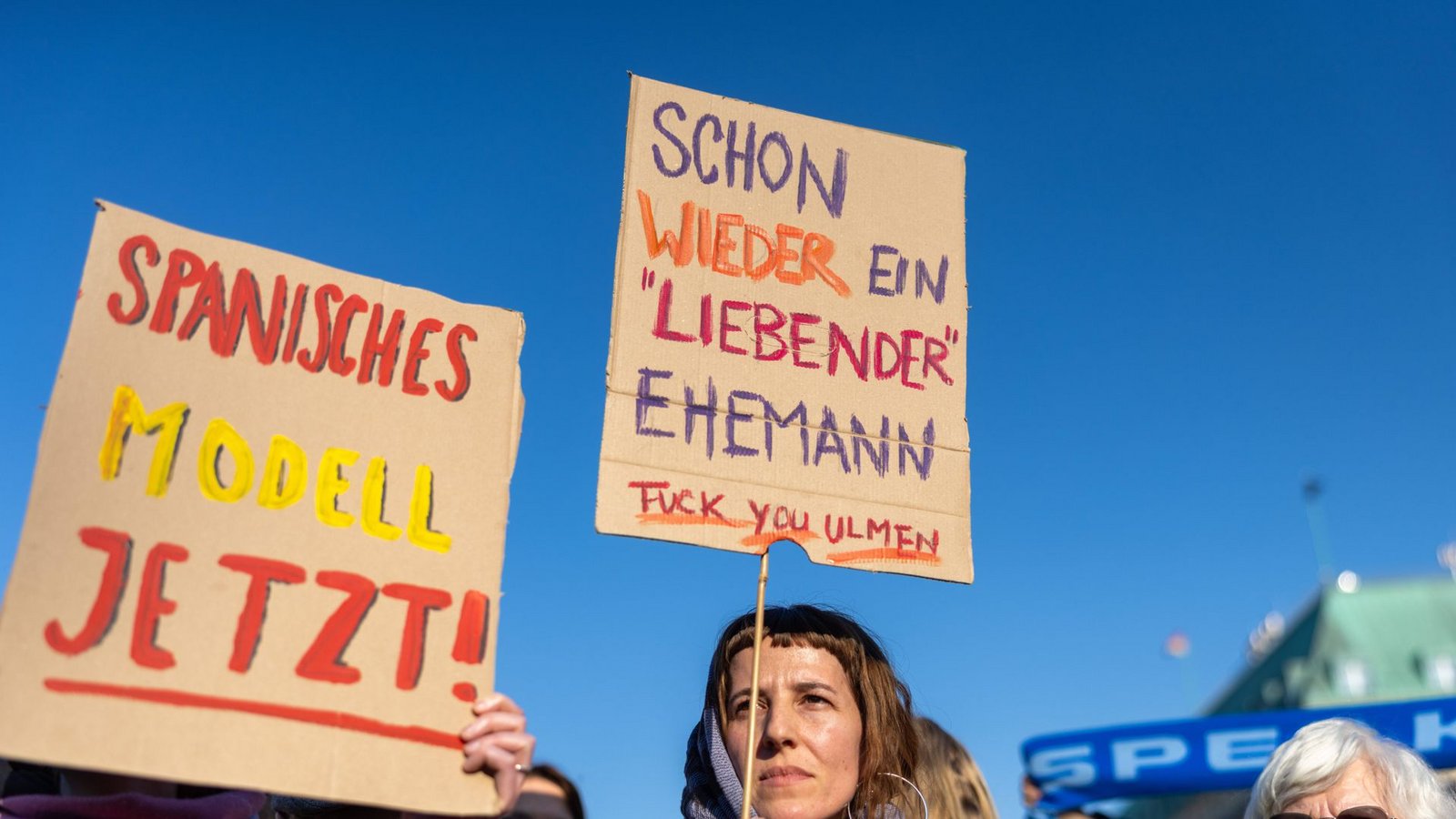 Demonstration gegen sexualisierte digitale Gewalt am Sonntag in BerlinFoto: imago/Christian Ender Demonstration gegen sexualisierte digitale Gewalt am Sonntag in BerlinFoto: imago/Christian Ender