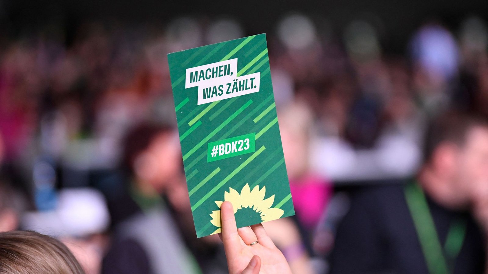 Die Abstimmung am Samstagabend zählte zu den wichtigsten Entscheidungen des Parteitags.Foto: AFP/Thomas Kienzle Die Abstimmung am Samstagabend zählte zu den wichtigsten Entscheidungen des Parteitags.Foto: AFP/Thomas Kienzle