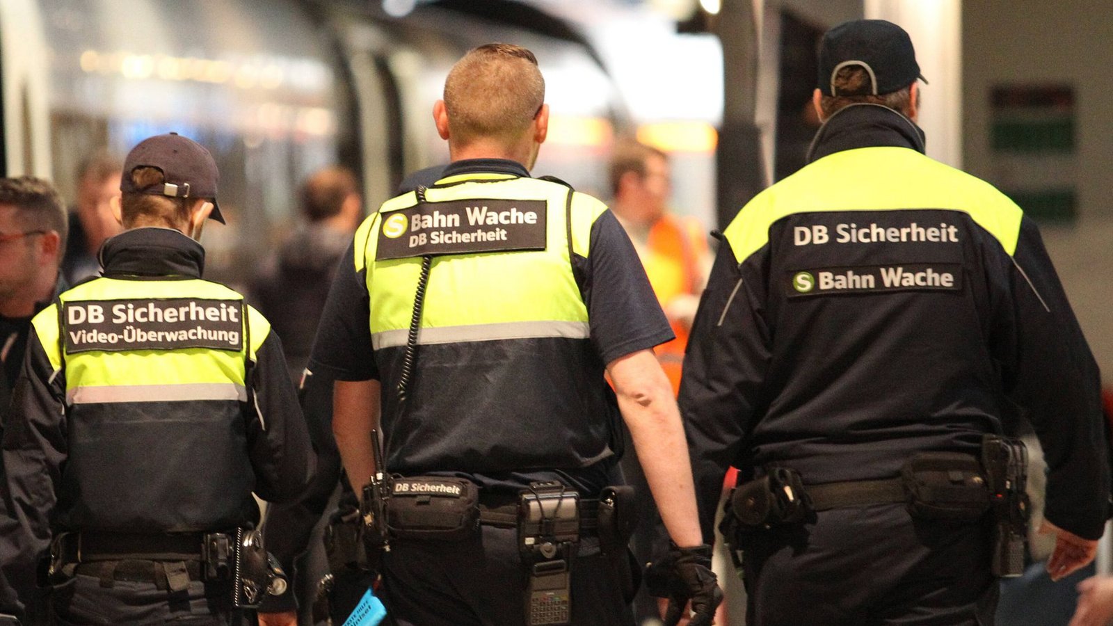 In Baden-Württemberg ist es erneut zu Angriffen auf den Sicherheitsdienst der Deutschen Bahn gekommen (Symbolfoto).Foto: IMAGO/Hanno Bode/IMAGO/Hanno Bode