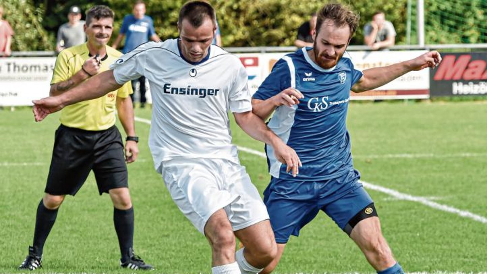 Pajtim Ajeti (links) trifft mit dem FC Gündelbach auf Spitzenreiter Sachsenheim. Foto: Leitner Pajtim Ajeti (links) trifft mit dem FC Gündelbach auf Spitzenreiter Sachsenheim. Foto: Leitner