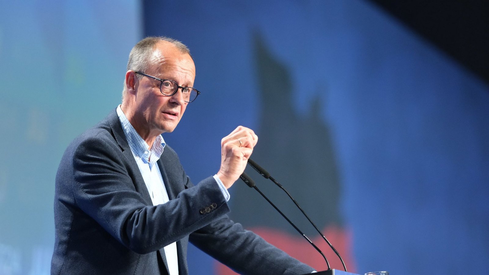 CDU-Chef Friedrich Merz fürchtet die Kampagne der SPD im Wahlkampf.Foto: dpa/Sebastian Willnow CDU-Chef Friedrich Merz fürchtet die Kampagne der SPD im Wahlkampf.Foto: dpa/Sebastian Willnow
