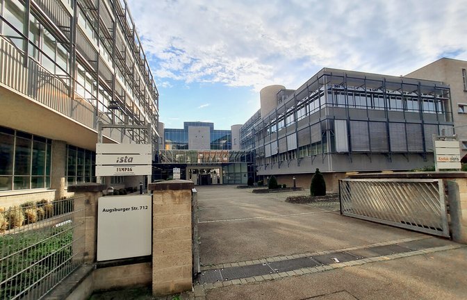 Dieser Gebäudekomplex in Stuttgart-Obertürkheim könnte Platz bieten für eine Landeserstaufnahmestelle.<span class='image-autor'>Foto: /Steegmüller</span>