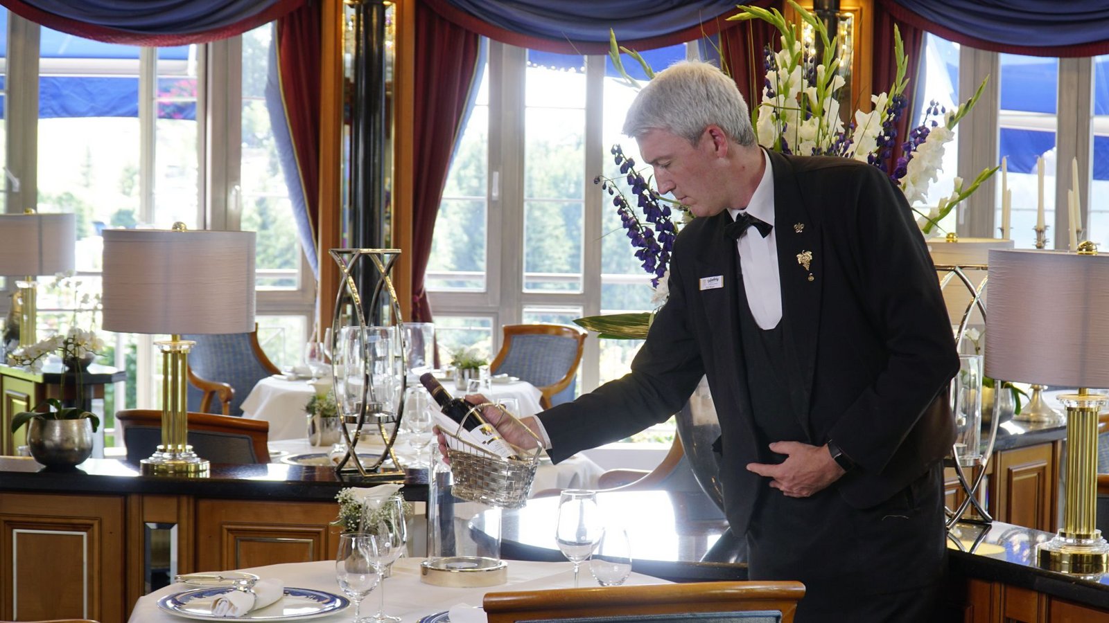 Mit dem „Sommelier Award“ 2023 des „Guide Michelin“ ausgezeichnet: Christophe MeyerFoto: Dollenber/g Mit dem „Sommelier Award“ 2023 des „Guide Michelin“ ausgezeichnet: Christophe MeyerFoto: Dollenber/g