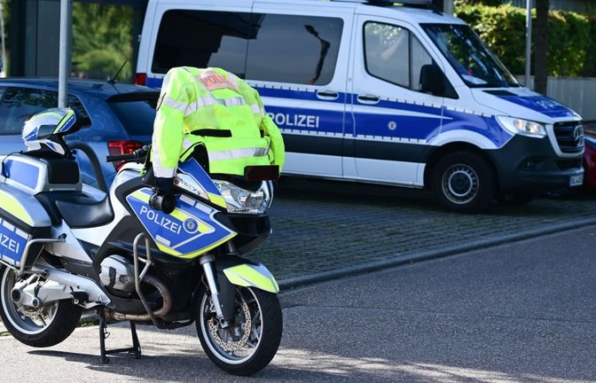 Der Fundort wurde weiträumig abgesperrt.<span class='image-autor'>Bernd Weißbrod/dpa</span>