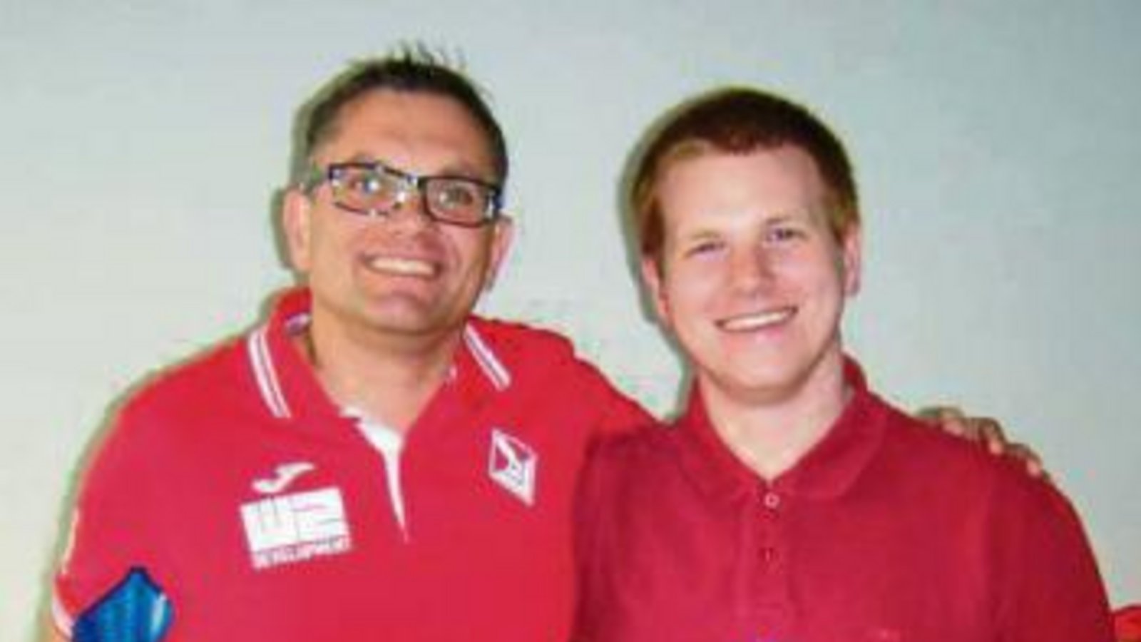 Matthias Kroll (rechts) hat nach dem Titel im Einzel an der Seite von Reinhard Schmiedel auch das Doppel bei der DM gewonnen. Foto: privat Matthias Kroll (rechts) hat nach dem Titel im Einzel an der Seite von Reinhard Schmiedel auch das Doppel bei der DM gewonnen. Foto: privat