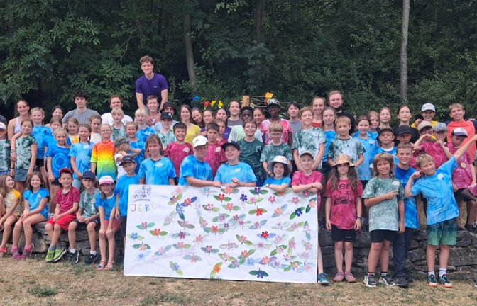 Die Teilnehmenden der Kindertage des evangelischen Bezirksjugendwerks Vaihingen-Ditzingen erleben rund um das Haus am Auricher Berg eine tolle Woche.  <span class='image-autor'>Foto: p</span>