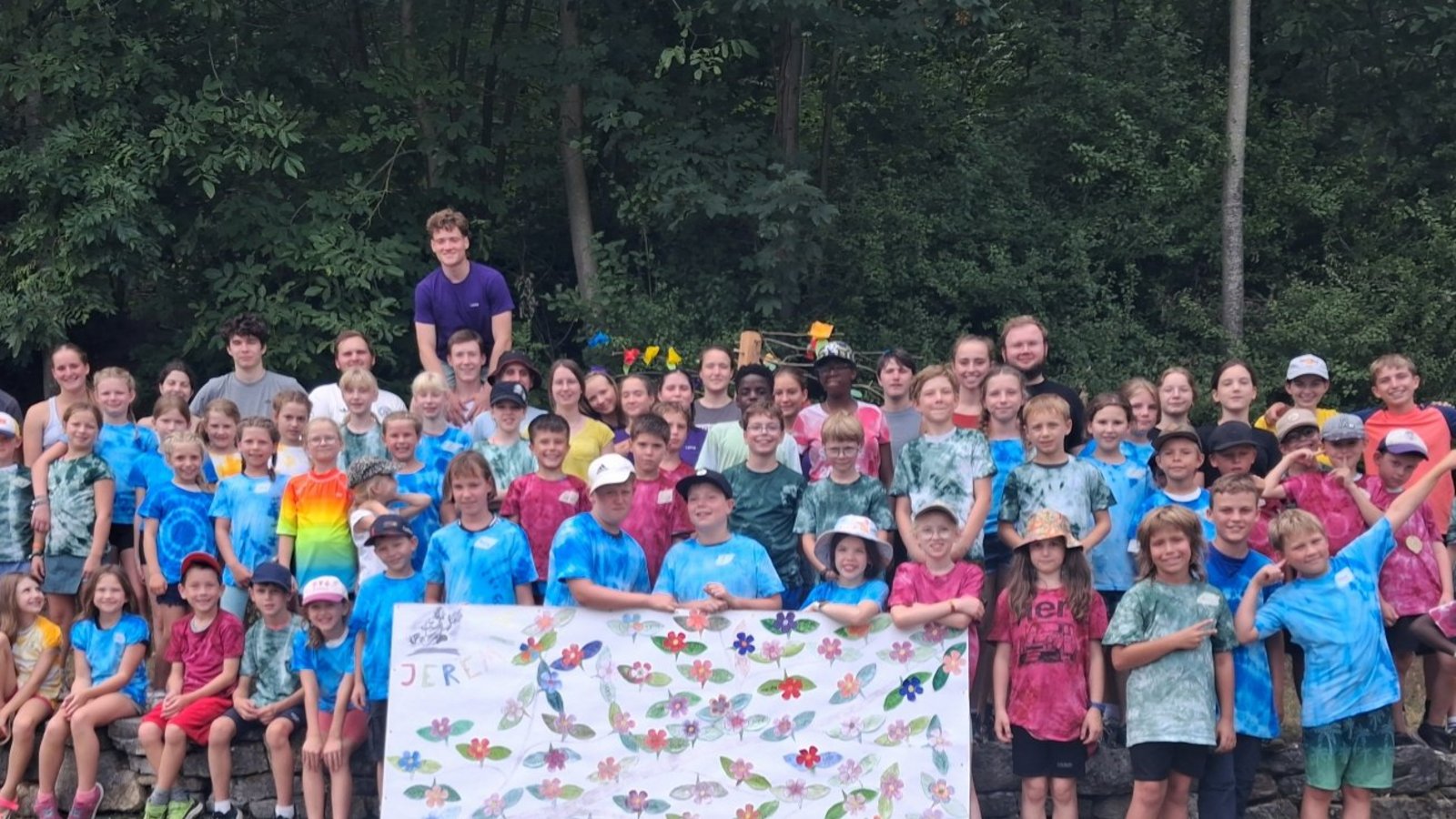 Die Teilnehmenden der Kindertage des evangelischen Bezirksjugendwerks Vaihingen-Ditzingen erleben rund um das Haus am Auricher Berg eine tolle Woche.  Foto: p