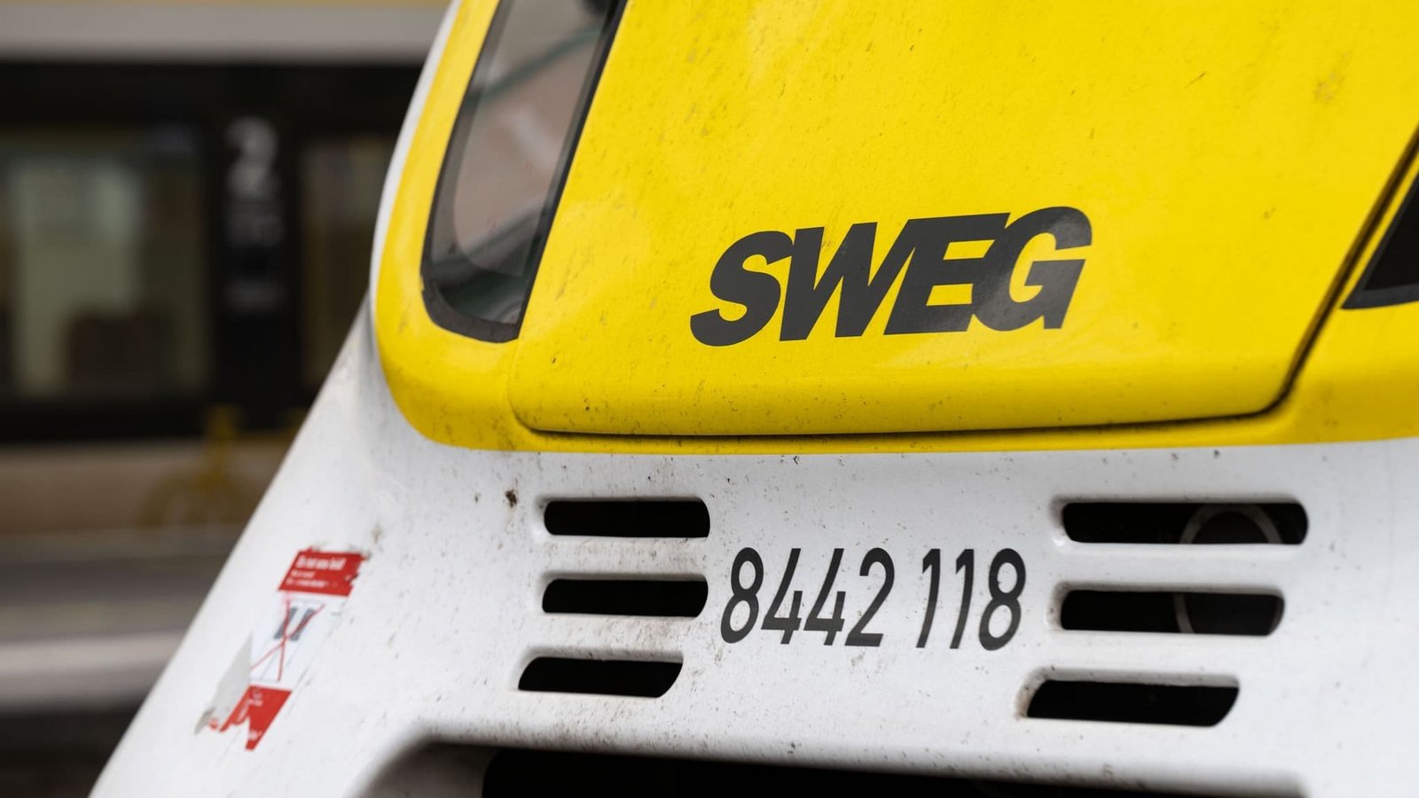 Wegen stockender Tarifverhandlungen ruft Verdi zum Warnstreik in mehreren SWEG-Busbetrieben auf. (Archivbild)Marijan Murat/dpa Wegen stockender Tarifverhandlungen ruft Verdi zum Warnstreik in mehreren SWEG-Busbetrieben auf. (Archivbild)Marijan Murat/dpa