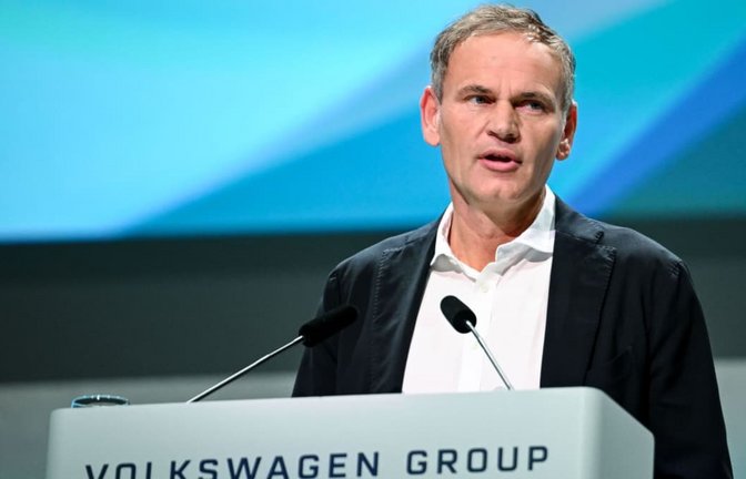 VW-Chef Oliver Blume steht nach den Sparplänen unter wachsendem Druck des Betriebsrats (Archivfoto).<span class='image-autor'>dpa</span>