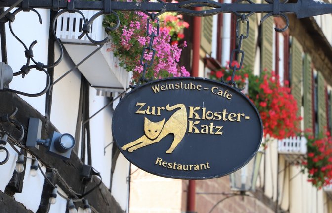 Miau: ein durch die Klosterkatzen inspiriertes Gastroschild. <span class='image-autor'>Fotos: Weimper</span>