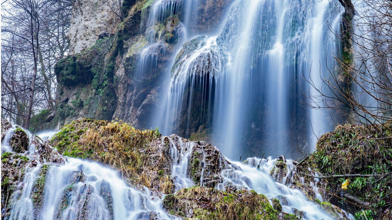 Auch der Uracher Wasserfall hat im Dezember sehr viel Wasser geführt.Foto: &nbsp;